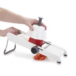 Mandolina pentru răzuit sau feliat legume