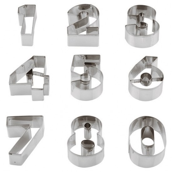 Set 26 decupatoare aluat, din inox, forma litere Set 26 decupatoare aluat, din inox, forma litere